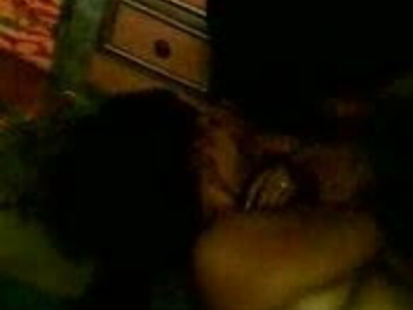 ভারতীয় ভারতীয় টিন টিন থ্রিসাম সেক্সি হিন্দি মুভি