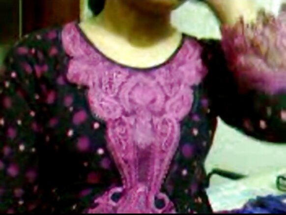 বাঙালি দেশি বিশ্বস্ত মেয়ে রুমা তার প্রেমিককে সত্যিই বিশ্বাস করেছিল