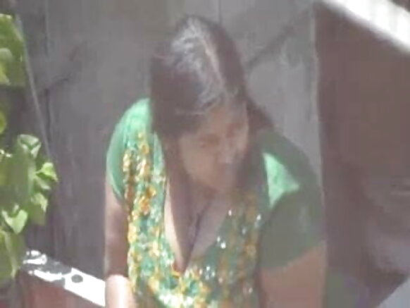 গরদা আন্টির ভিডিওর মান কিছুক্ষণ পর উন্নত হয়, সেক্সি মুভি ইমেজ