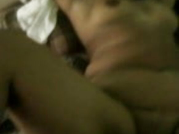 দেশি আন্টির অনেক পাছা সেক্সি মুভি চাই