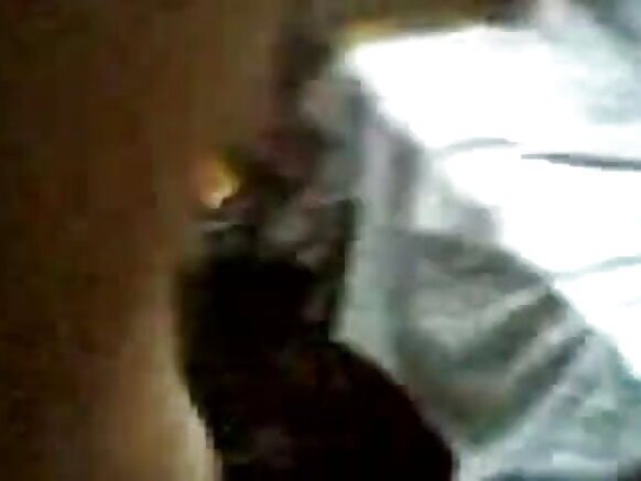 অবিশ্বাস্য হাসি আর সেক্সি মুভির শরীর আমার।