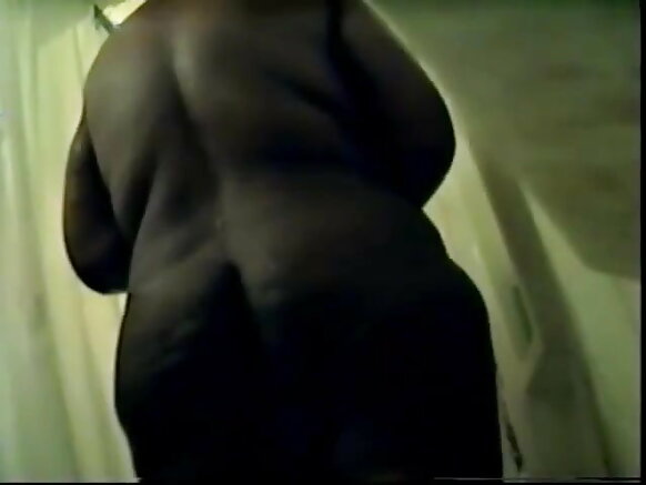 সেক্সি মুভি যা দেখায় bbw bbw india in shawer