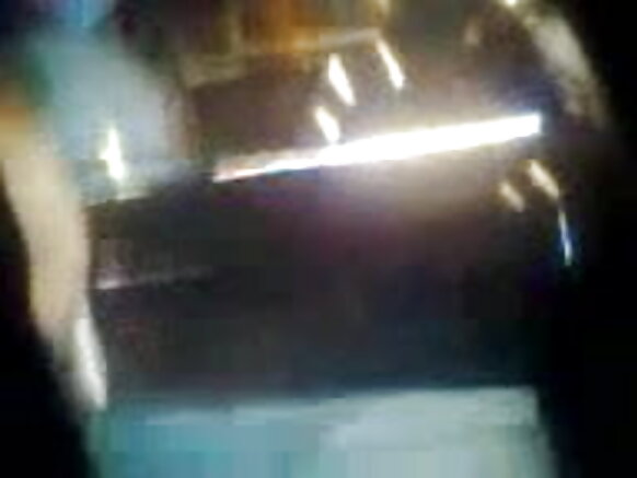 আন্টি ইন্ডিয়ার বাথরুমে নগ্ন সেক্সি ছবি ইংরেজিতে ইন্ডিয়ান আন্টি প্রতিবেশী দ্বারা উন্মুক্ত