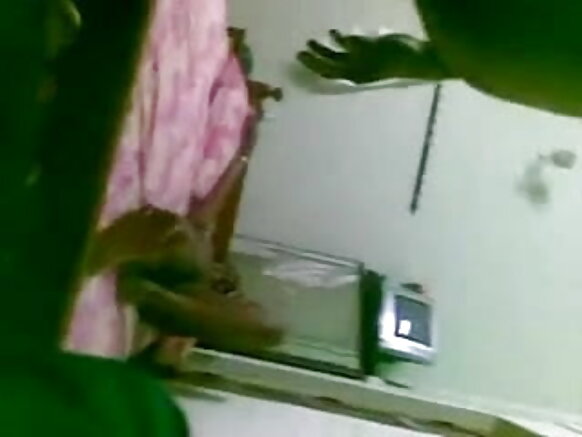 আন্টি ভারত 1097 সেক্সি হট সিনেমা আন্টি