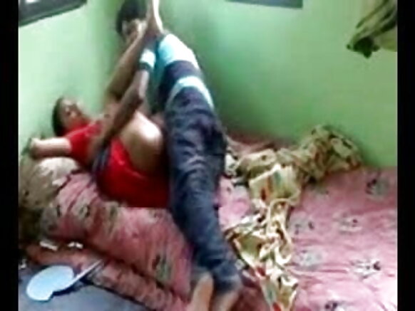 দেশী ছেলে বাড়িতে বেশ্যা চোদা