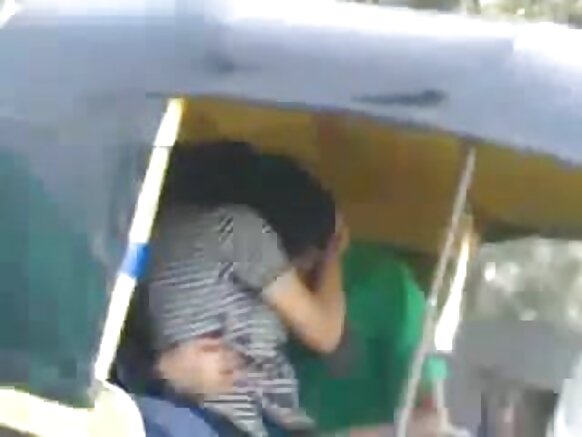 desi kiss ingur ki sexy movie অটো রিক্সা
