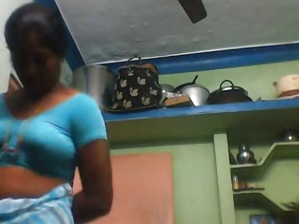 ইংরেজি ভারত সেক্স ফটো রান্নাঘর আন্টি 1325