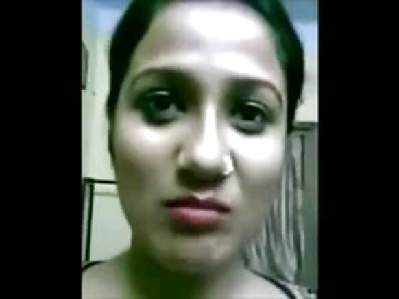 india beautiful woman showing sexy movie hd মহিলার খোলা স্তন স্তন