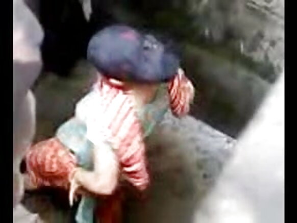 কিউট মেয়েদের সুন্দর মাই স্নান চমৎকার মাই বাইরের সেক্স মুভি একটি প্রতিবেশী দ্বারা ধরা