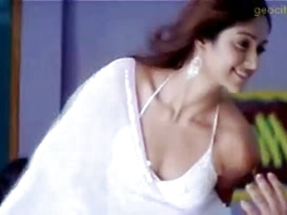 ইলিয়ানা অভিনেত্রী ইলিয়ানা টিচার এইচডি সেক্সি মুভি হিন্দি