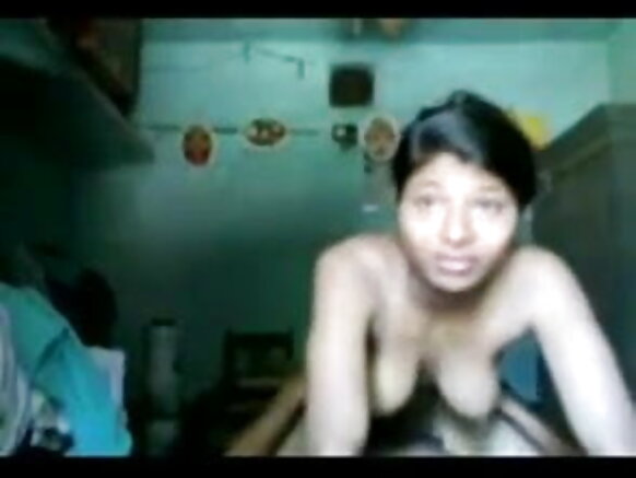 22 গৃহবধূর সেক্সি মুভি দেখায় দরজায় প্রেমিকার সাথে সেক্স সেক্স প্রেমিকার সাথে