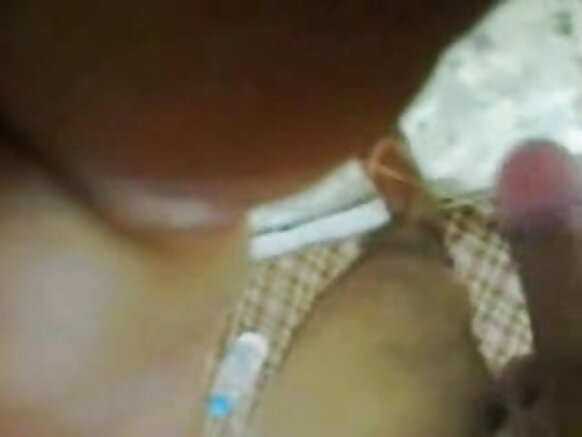 পতিতা দেশীর নোংরা ভিডিও নোংরা অডিও ভিডিও দিয়ে তার মক্কেল ফিল্টার করেছে