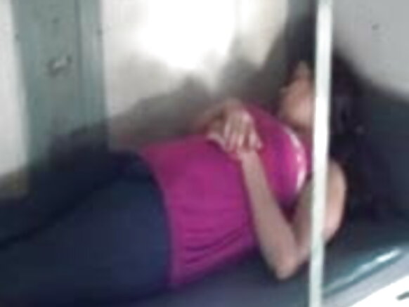 আমার গার্লফ্রেন্ড 2 গার্লফ্রেন্ড অন ট্রেন-2 সেক্সি ফুল এইচডি মুভি সেক্সি ফুল এইচডি