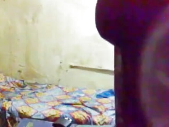 ছিমছাম বাঙালি গার্লফ্রেন্ডের মাই চোষা আর গুদ চাটা আমেরিকান গুদ সেক্সি মুভি