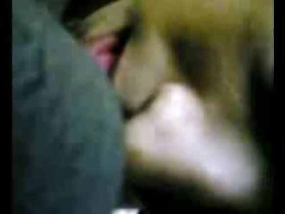 সেক্সি দেশি কেরালা আন্টি হিন্দি ব্লোজব সেক্সি লাভার মুভি