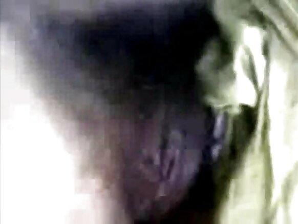 লিন্ডা মেয়ে তার সেক্সি বন্ধুদের সাথে গাড়িতে ফুল সেক্সি ইংলিশ মুভি গাড়িতে মম