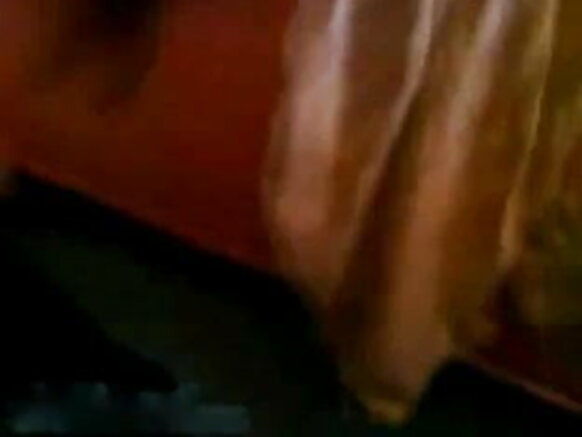 ব্রিটিশ ইন্ডিয়া ব্লক পাঞ্জাবি চিকা ইন্ডিয়া তার সেক্সি বয়ফ্রেন্ড মুভি হিন্দি ফিল্মে দুর্দান্ত ব্লোজব দেয়