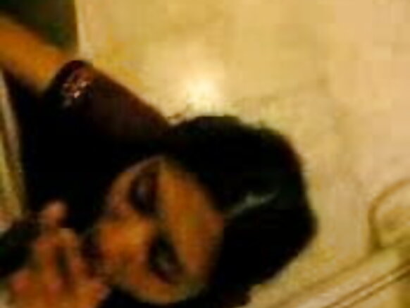 শাড়ি ইন্দিও বনাম সানি লিওন সেক্সি শাড়ি ইন্ডিও গ্যালো ফিল্ম প্রোগ্রাম