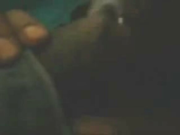 শাড়ি বড় boobs নীল সেক্সি ইমেজ নীল