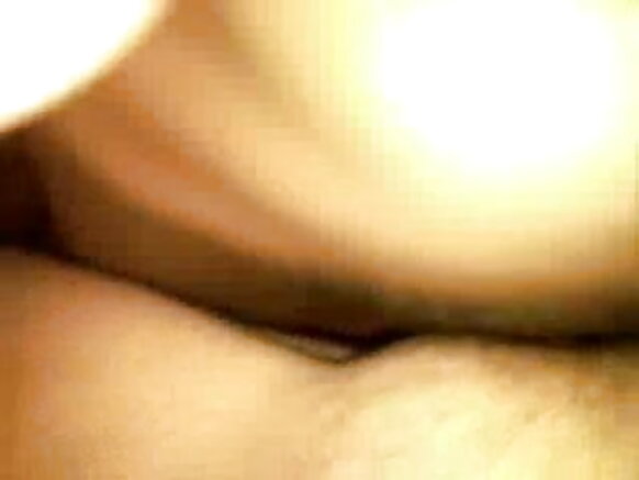 দেশী শিক্ষক ব্লোজব দিচ্ছেন এবং তার বান্ধবীকে তার ছাত্র হলিউড সেক্সি ব্লু ফিল্ম দিয়ে চুদেছে