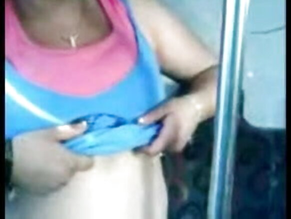 আপনার সেক্সি ব্লু ফিল্ম নতুন দেখাচ্ছে বড় মাই