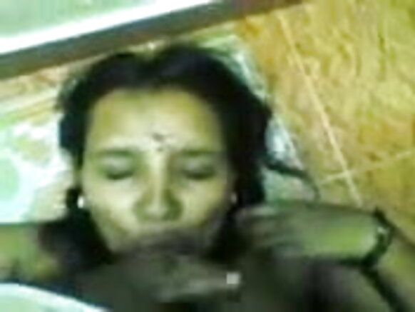 লাজুক কিন্তু নতুন হট ভারতীয় সেক্সি সেক্সি ভারতীয় ছবি