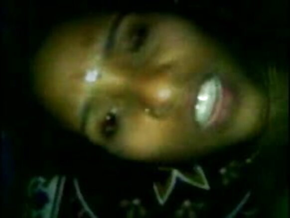 ভারত সেক্সি মুভি হিন্দিতে দেশী মেয়েদের পাঠান দেশী মেয়ের স্তন চাপা দিয়ে