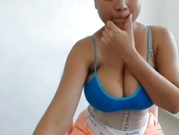 লাভলী লেডি - Melonie Big boobs B00B - I Want Dick Sexy Video Movie India