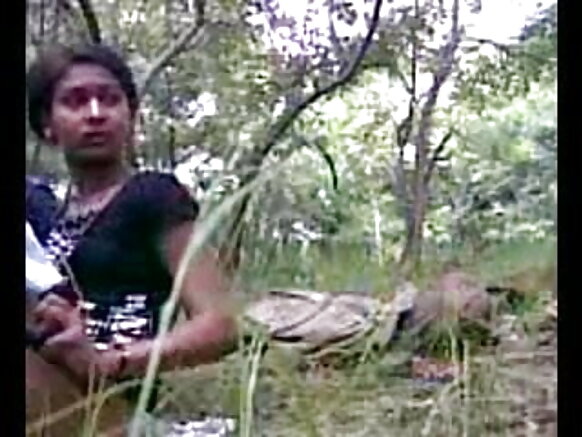 আশ্চর্যজনক সেক্সি হিন্দি ভিডিও full movie desi girl fucking with boyfriend outdoor ass for all