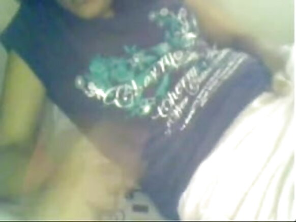 সেক্সি ইন্ডিয়া ইংলিশ ওয়েবক্যামে বাজছে সেক্সি মুভি হাই ডেফিনিশন সেক্সি ওয়েবক্যাম