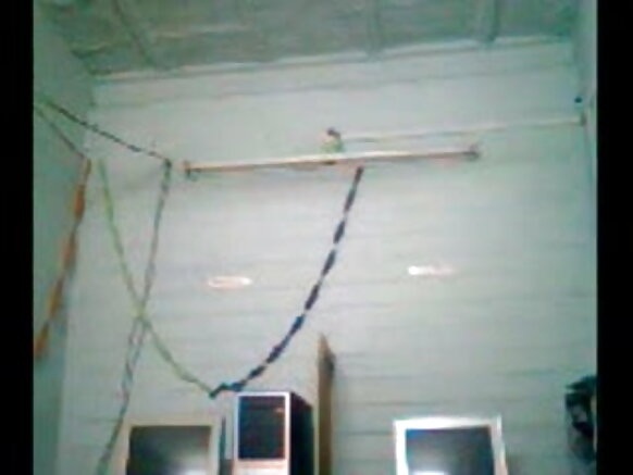 লিন্ডা সেক্সি ভারতীয় মেয়ে তার পাকিস্তানী ভারতীয় প্রেমিকের সাথে খেলছে সেক্সি মুভি এইচডি