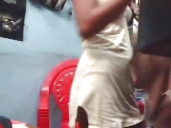 দেশী মাদ্রাসি সেক্সি ফটো কিশোরী মেয়েকে বুড়ো দিয়ে চোদা