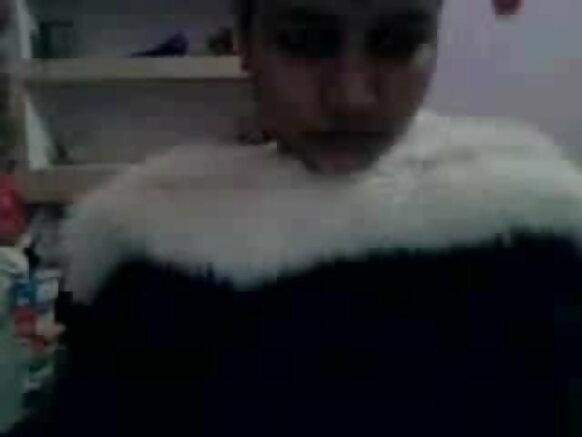 হট ভারতীয় ব্যস্ত নেনা ওয়েবক্যামে তার দুর্দান্ত স্তন দিয়ে শুরু করেন