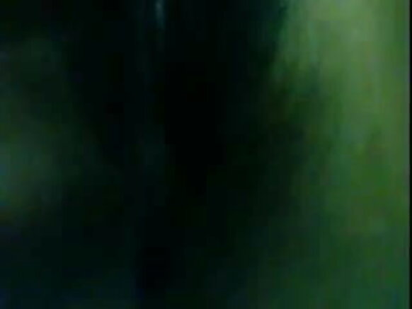 দেশি দেশি ইংলিশ স্কুলগার্ল ছবির সেলফি ব্লু পি১