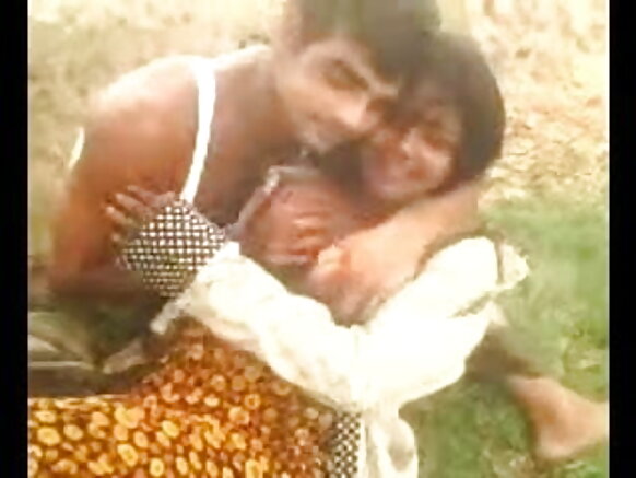 দেশি ইন্ডিয়া গ্র্যান্ডে ইন্ডিয়া দেশি টিজ