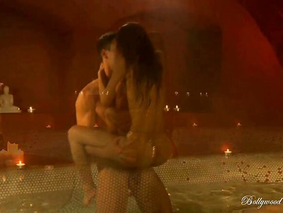 বলিউড হিন্দি আবেগ হিন্দি সেক্সি