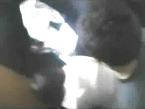 ইন্ডিয়ান গার্লফ্রেন্ডকে সাইবার ক্যাফেতে বয়ফ্রেন্ড দিয়ে চোদা সেক্সি ছবি গোপন ক্যামেরা দিয়ে সেক্সি ছবি