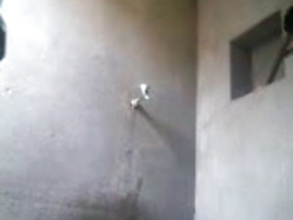 bangla girl 29 মোবাইল চাচাতো ভাইয়ের গোপন ক্যামেরা দেখছে সেক্সি ভিডিও হিন্দি