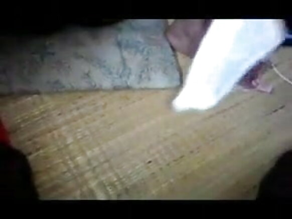 দেশী ভাবীর সেক্সি সেক্সি দেশী আর আঙ্গুল চোদা খালাম্মা