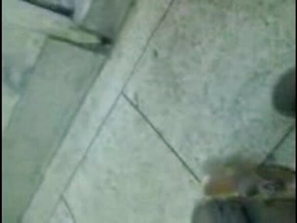 নরম ভারতীয় মেয়ের স্তন বিএফ সেক্সি হিন্দি মুভি দ্বারা ধাক্কা